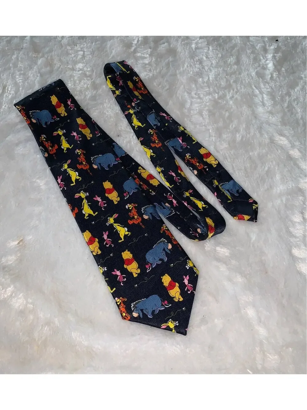 Pooh bear and friends tie Tigger rabbit vintage